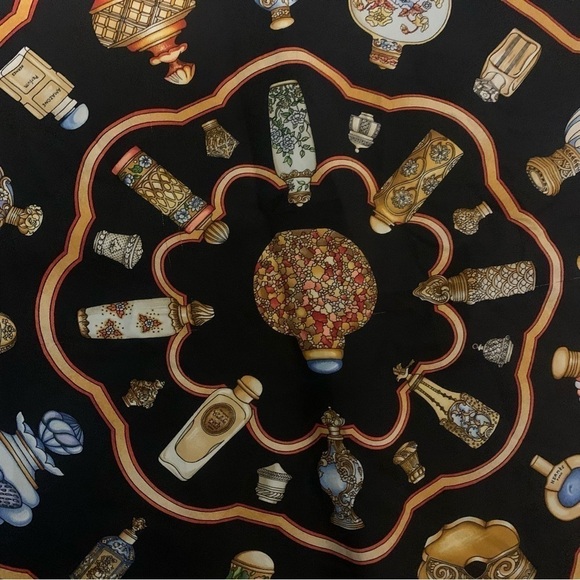 Hermes Silk Qu Importe Le Flacon Scarf - Picture 6 of 14